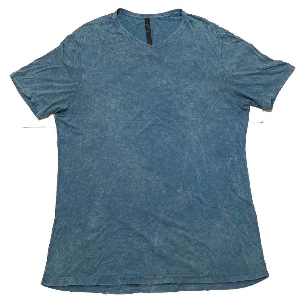 L / lululemon athletica Washed Blue Short Sleeve Tee V